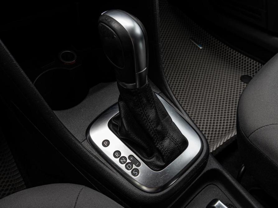 Volkswagen Polo V Рестайлинг Краснодар  - изображение 12