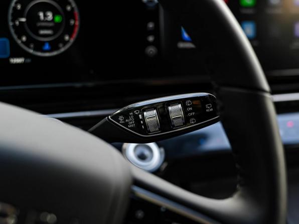 Omoda C5 I с пробегом 2023 года, цена 1 830 000 рублей, 12504 км, внедорожник, Автокод Объявления