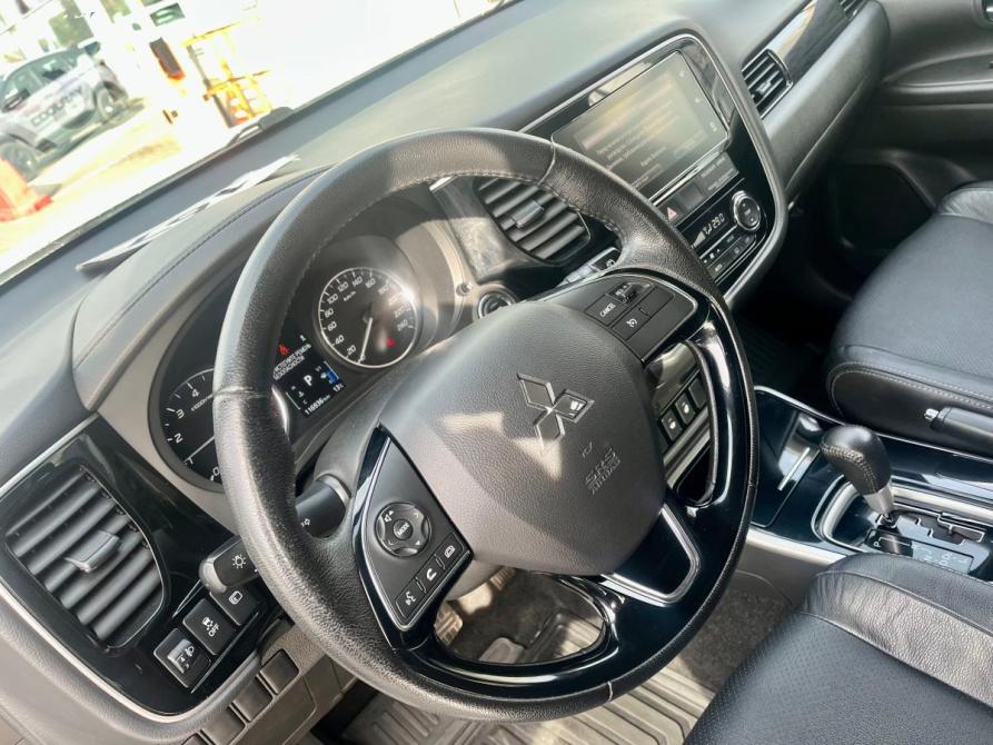 Mitsubishi Outlander III Рестайлинг 3 Санкт-Петербург  - изображение 8