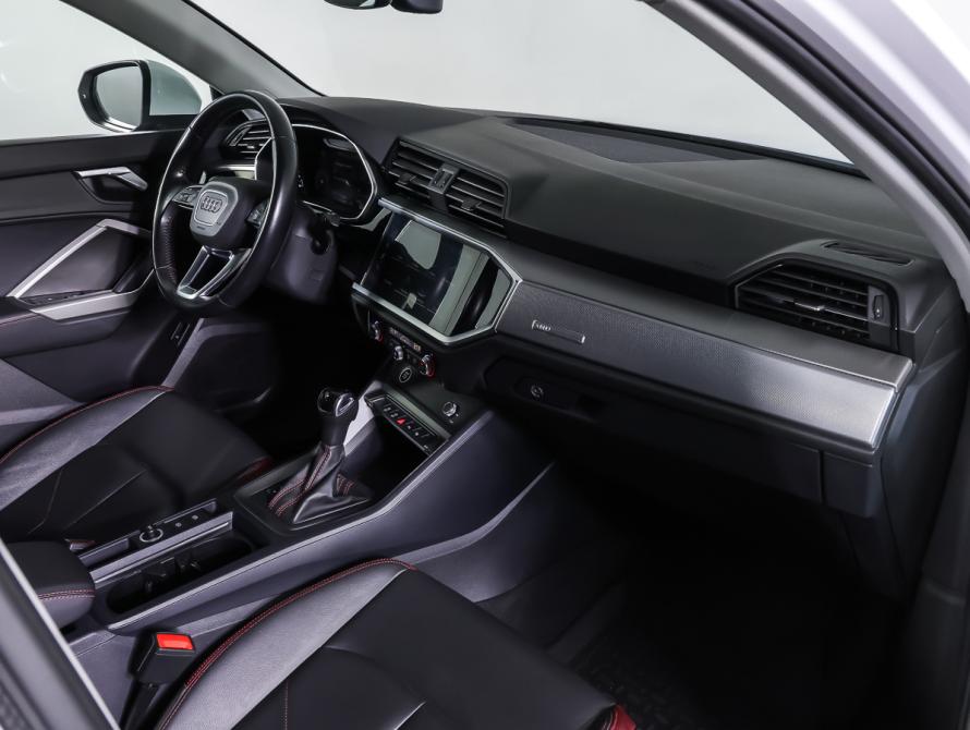 Audi Q3 II (F3) Москва  - изображение 10