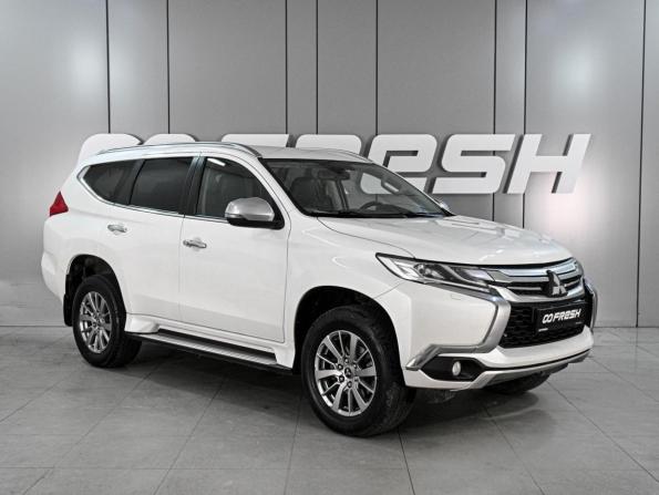 Mitsubishi Pajero Sport III