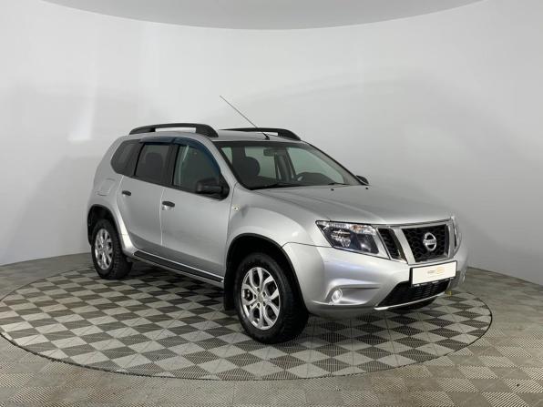 Nissan Terrano III (D10) с пробегом 2015 года, цена 998 000 рублей, 94689 км, внедорожник, Автокод Объявления