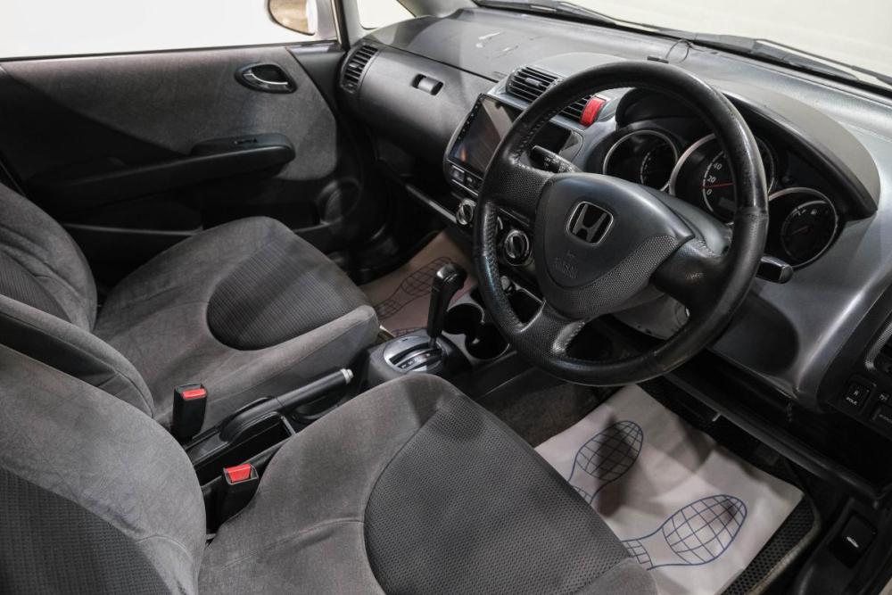 Honda Fit I Новокузнецк  - изображение 14