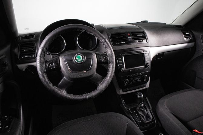 Skoda Yeti I с пробегом 2013 года, цена 924 000 рублей, 162000 км, внедорожник, Автокод Объявления