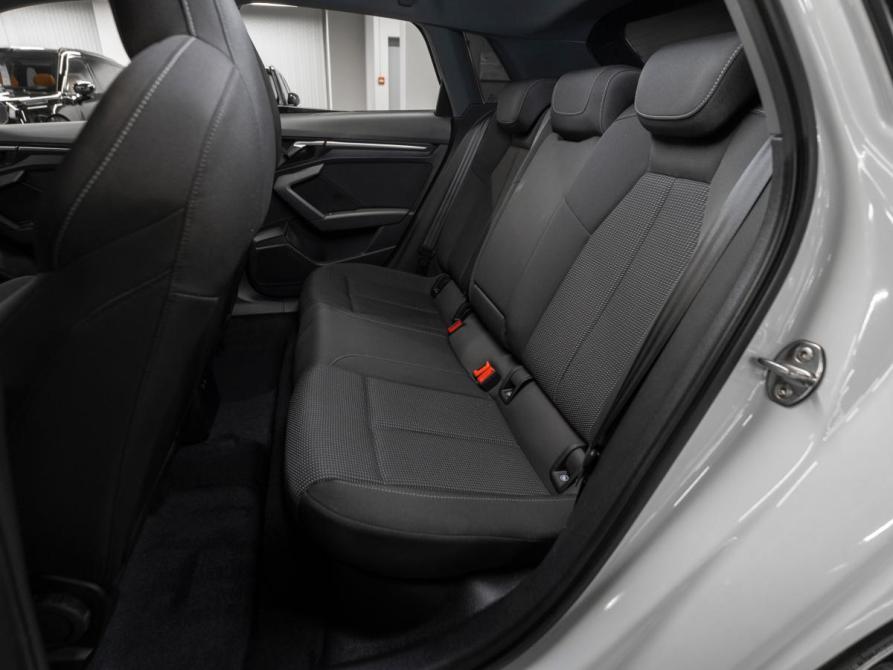 Audi A3 IV (8Y) Москва  - изображение 15