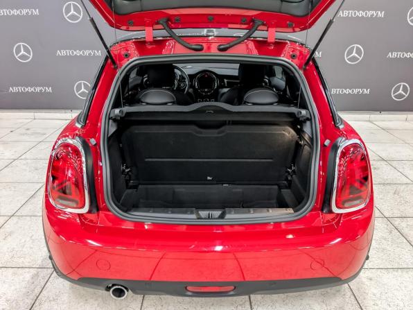 Mini Hatch III (F55/F56) Рестайлинг с пробегом 2020 года, цена 2 315 000 рублей, 51000 км, хэтчбек, Автокод Объявления