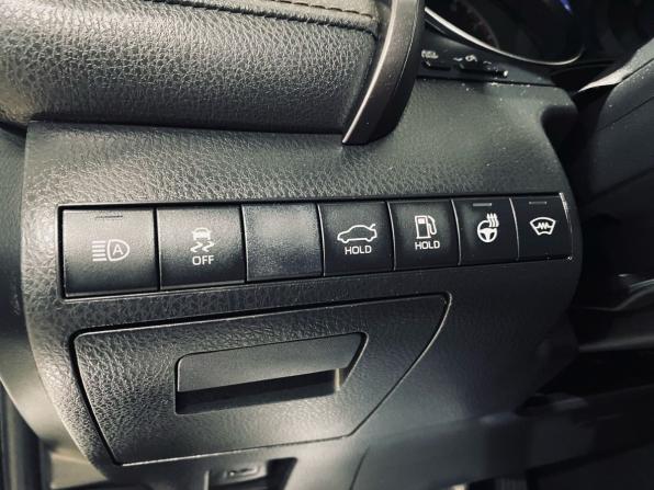 Toyota Camry VIII (XV70) с пробегом 2019 года, цена 2 900 000 рублей, 104572 км, седан, Автокод Объявления