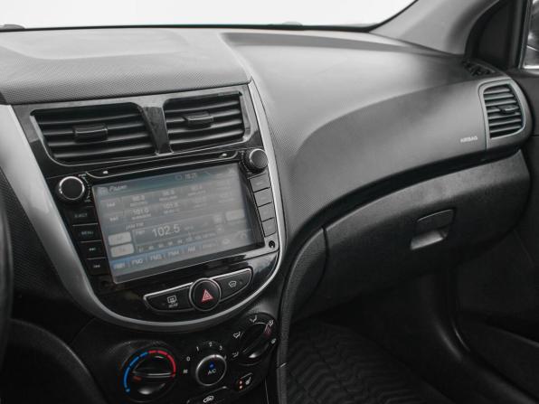 Hyundai Solaris I Рестайлинг с пробегом 2014 года, цена 930 000 рублей, 208144 км, седан, Автокод Объявления