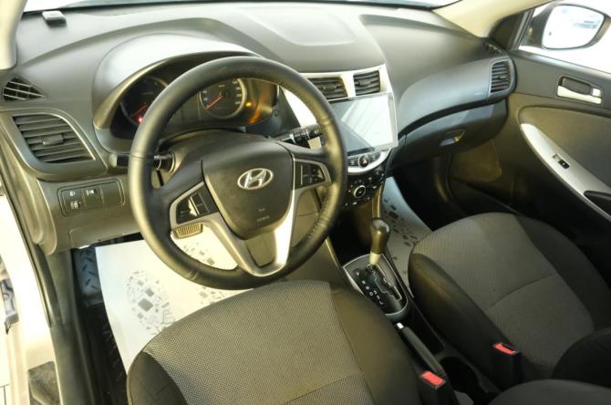 Hyundai Solaris I с пробегом 2011 года, цена 889 000 рублей, 92000 км, седан, Автокод Объявления