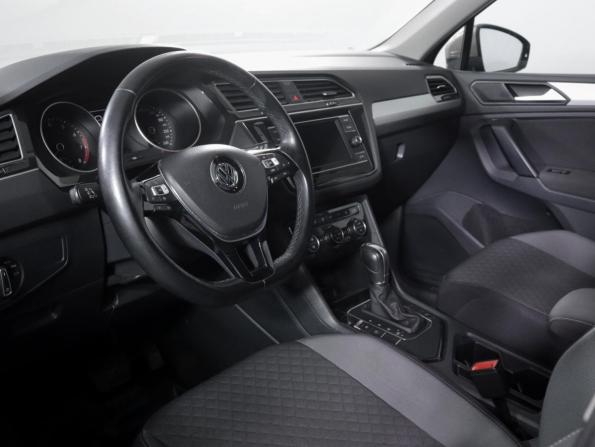Volkswagen Tiguan II с пробегом 2018 года, цена 2 150 000 рублей, 100000 км, внедорожник, Автокод Объявления