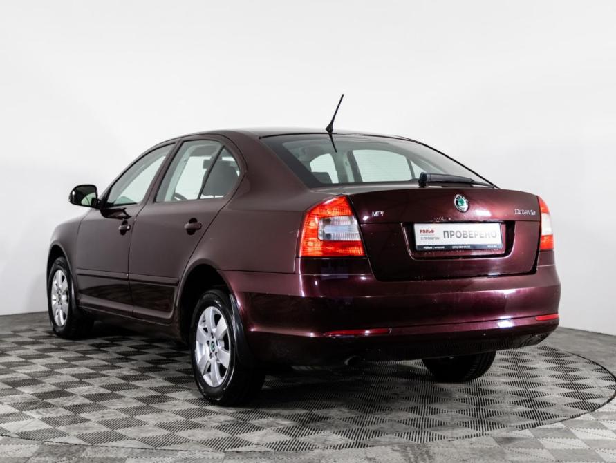 Skoda Octavia II (A5) Рестайлинг Санкт-Петербург  - изображение 7