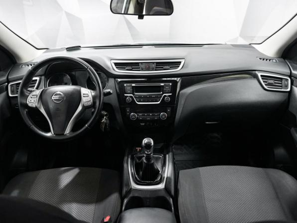 Nissan Qashqai II с пробегом 2016 года, цена 1 639 000 рублей, 118000 км, внедорожник, Автокод Объявления