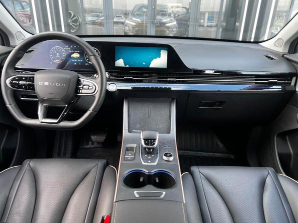 Omoda C5 I Рестайлинг с пробегом 2024 года, цена 2 040 000 рублей, 5362 км, внедорожник, Автокод Объявления
