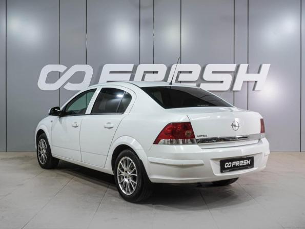 Opel Astra H Рестайлинг с пробегом 2011 года, цена 599 000 рублей, 195367 км, седан, Автокод Объявления