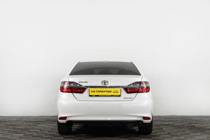Toyota Camry VII (XV50) Рестайлинг 2 с пробегом 2017 года, цена 2 199 000 рублей, 182873 км, седан, Автокод Объявления