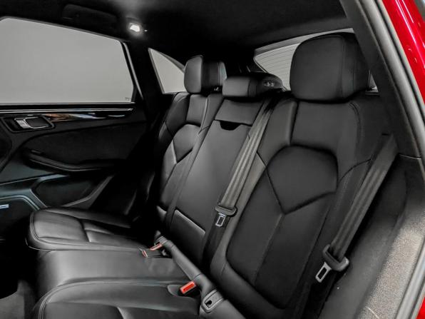 Porsche Macan I Рестайлинг с пробегом 2021 года, цена 5 800 000 рублей, 37383 км, внедорожник, Автокод Объявления