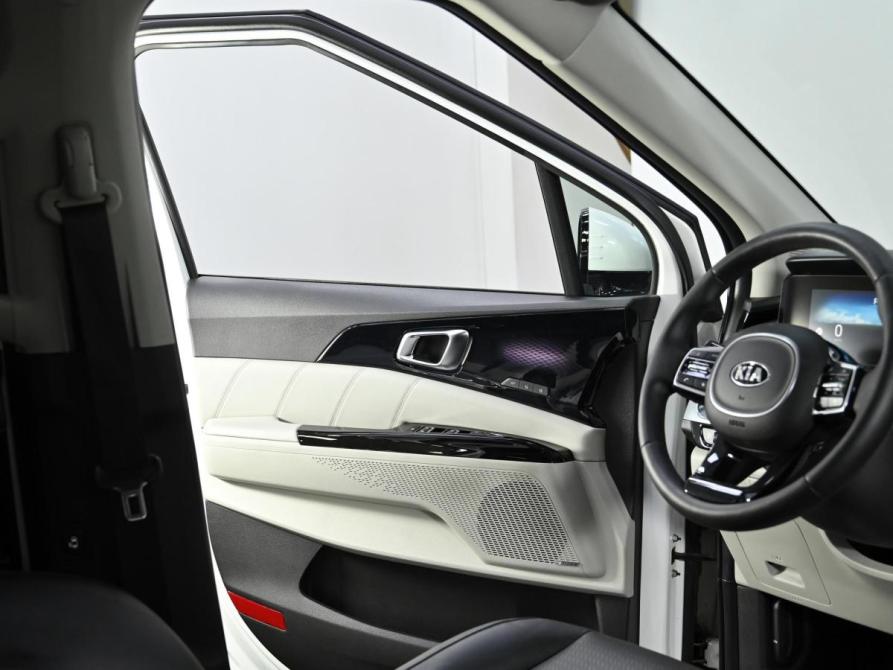 Kia Carnival IV Москва  - изображение 9