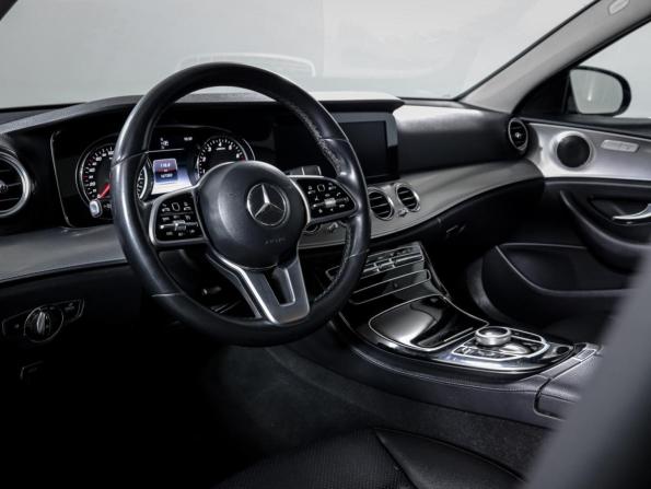 Mercedes-Benz E-Класс V (W213 S213 C238) с пробегом 2018 года, цена 2 320 000 рублей, 167379 км, седан, Автокод Объявления