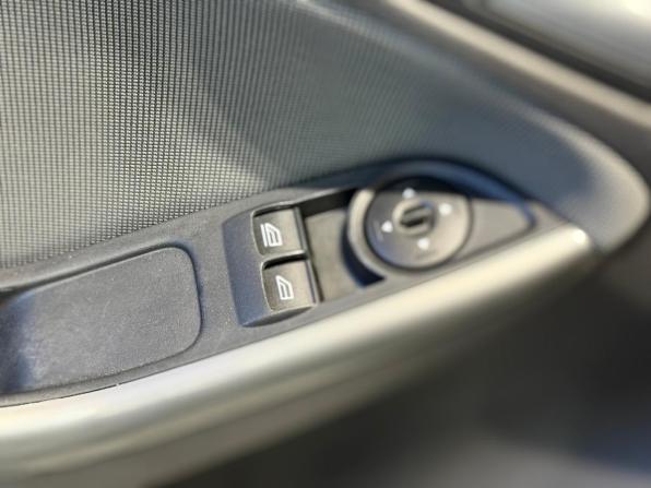 Ford Focus III с пробегом 2015 года, цена 860 000 рублей, 154818 км, хэтчбек, Автокод Объявления