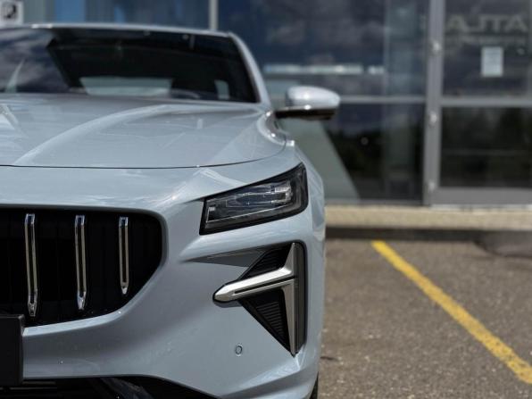 Новый Geely Preface I 2026 года, цена 3 429 990 рублей, седан, Автокод Объявления