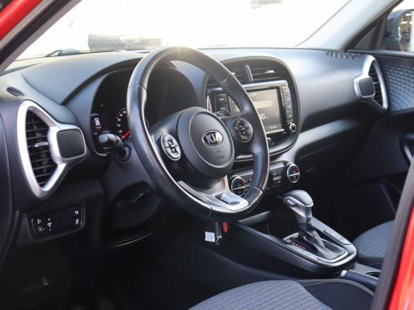 Kia Soul III с пробегом 2021 года, цена 2 190 000 рублей, 55765 км, хэтчбек, Автокод Объявления