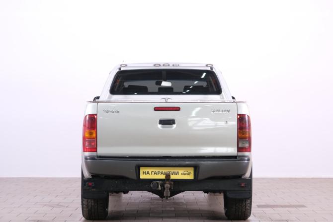 Toyota Hilux VII с пробегом 2010 года, цена 2 049 000 рублей, 240000 км, offers.body_type.unknown, Автокод Объявления