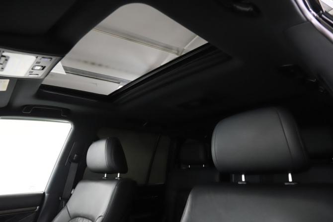 Toyota Land Cruiser 200 Series Рестайлинг 2 с пробегом 2017 года, цена 7 600 000 рублей, 124718 км, внедорожник, Автокод Объявления