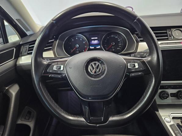 Volkswagen Passat B8 с пробегом 2019 года, цена 1 884 000 рублей, 113840 км, седан, Автокод Объявления
