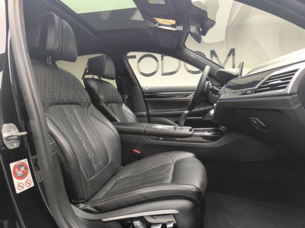 BMW 7 серии VI (G11/G12) с пробегом 2017 года, цена 3 724 000 рублей, 142309 км, седан, Автокод Объявления
