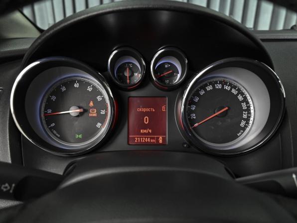 Opel Astra J с пробегом 2012 года, цена 749 000 рублей, 211244 км, хэтчбек, Автокод Объявления