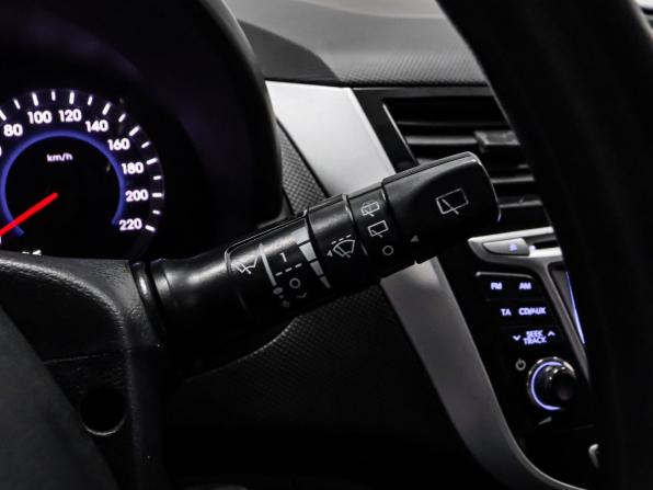 Hyundai Solaris I с пробегом 2013 года, цена 999 000 рублей, 189903 км, хэтчбек, Автокод Объявления
