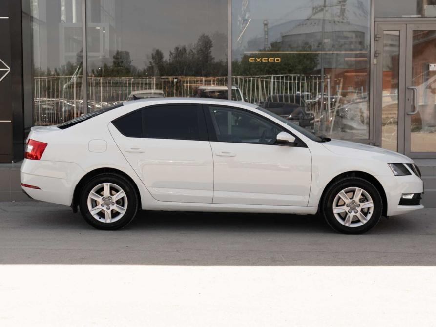 Skoda Octavia III (A7) Рестайлинг Новосибирск  - изображение 4