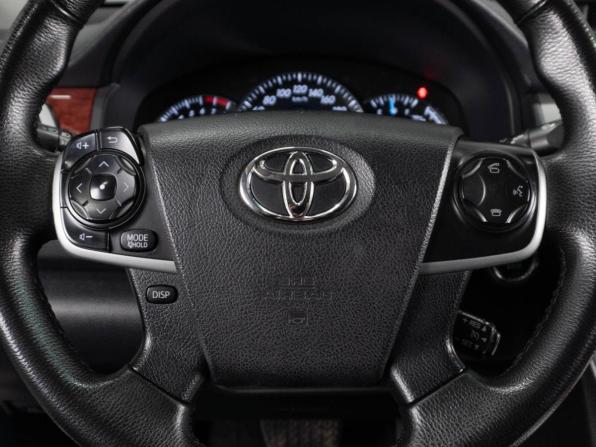 Toyota Camry VII (XV50) с пробегом 2012 года, цена 1 799 000 рублей, 221679 км, седан, Автокод Объявления