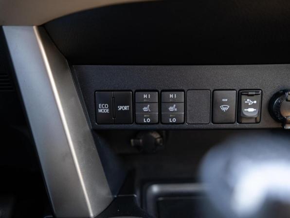 Toyota RAV4 IV (XA40) с пробегом 2014 года, цена 1 949 000 рублей, 141722 км, внедорожник, Автокод Объявления
