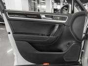 Volkswagen Touareg II Рестайлинг Москва  - изображение 46