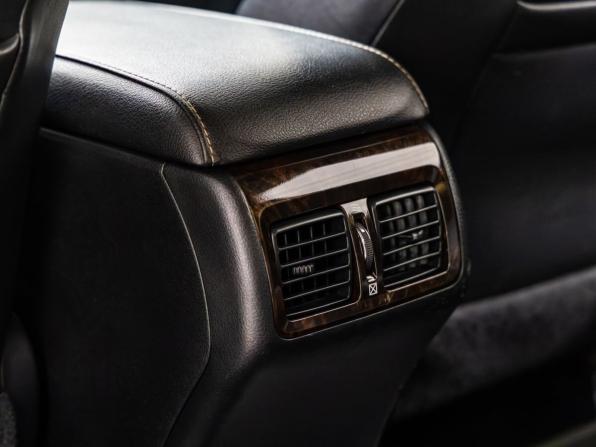 Toyota Camry VII (XV50) Рестайлинг с пробегом 2015 года, цена 2 438 000 рублей, 140938 км, седан, Автокод Объявления