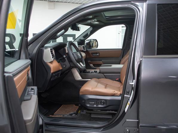 Toyota Tundra III с пробегом 2026 года, цена 10 799 000 рублей, 54 км, offers.body_type.unknown, Автокод Объявления