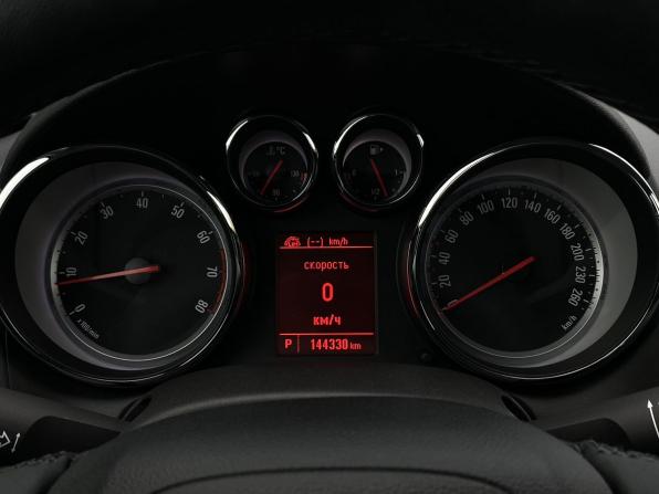 Opel Astra J Рестайлинг с пробегом 2013 года, цена 899 000 рублей, 144330 км, седан, Автокод Объявления