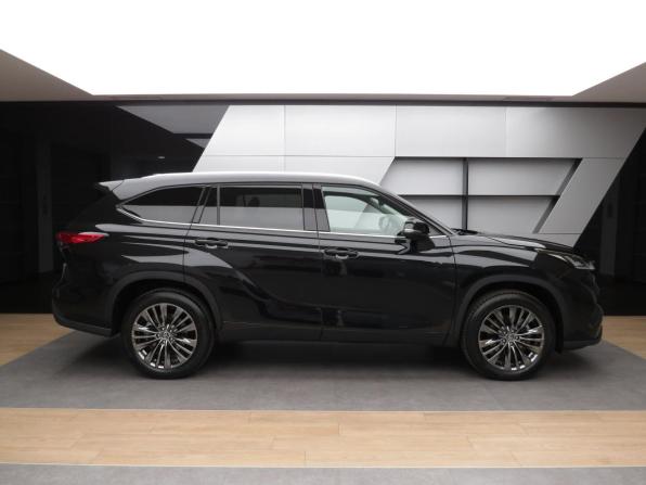 Toyota Highlander IV (XU70) с пробегом 2025 года, цена 5 940 000 рублей, 50 км, внедорожник, Автокод Объявления