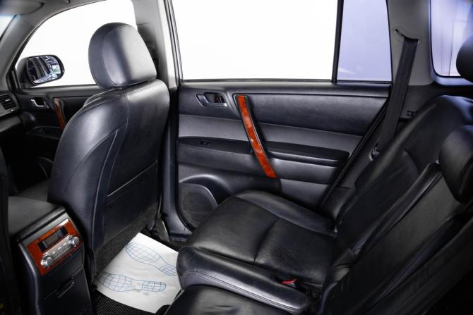 Toyota Highlander II (XU40) с пробегом 2011 года, цена 1 999 000 рублей, 298500 км, внедорожник, Автокод Объявления