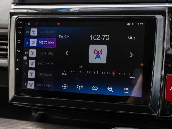 Honda Stepwgn V с пробегом 2016 года, цена 1 715 000 рублей, 176131 км, минивэн, Автокод Объявления