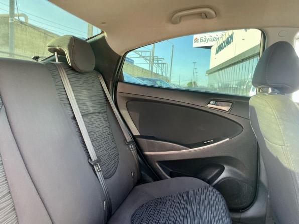 Hyundai Solaris I Рестайлинг с пробегом 2015 года, цена 950 000 рублей, 138000 км, седан, Автокод Объявления