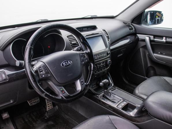 Kia Sorento II Рестайлинг с пробегом 2013 года, цена 1 500 000 рублей, 219839 км, внедорожник, Автокод Объявления