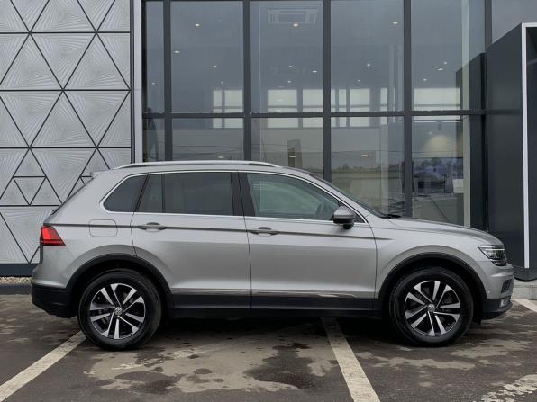 Volkswagen Tiguan II с пробегом 2019 года, цена 2 599 000 рублей, 131041 км, внедорожник, Автокод Объявления