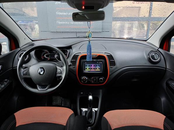 Renault Kaptur I с пробегом 2017 года, цена 1 466 000 рублей, 55157 км, внедорожник, Автокод Объявления