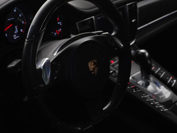 Porsche Panamera I Рестайлинг с пробегом 2014 года, цена 3 249 077 рублей, 129550 км, лифтбек, Автокод Объявления