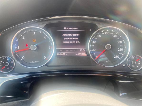 Volkswagen Touareg II Рестайлинг с пробегом 2018 года, цена 3 094 000 рублей, 206882 км, внедорожник, Автокод Объявления