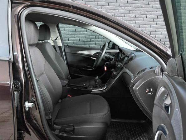 Opel Insignia I Рестайлинг с пробегом 2014 года, цена 1 235 000 рублей, 77922 км, седан, Автокод Объявления