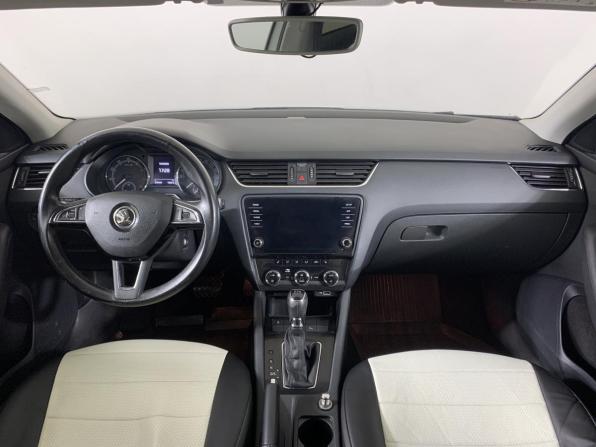 Skoda Octavia III (A7) Рестайлинг с пробегом 2019 года, цена 1 345 000 рублей, 279442 км, лифтбек, Автокод Объявления
