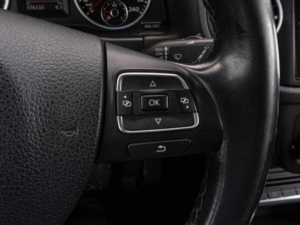 Volkswagen Tiguan I Рестайлинг с пробегом 2013 года, цена 1 020 000 рублей, 176137 км, внедорожник, Автокод Объявления